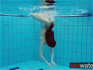 bouncy bootie underwater Katrin